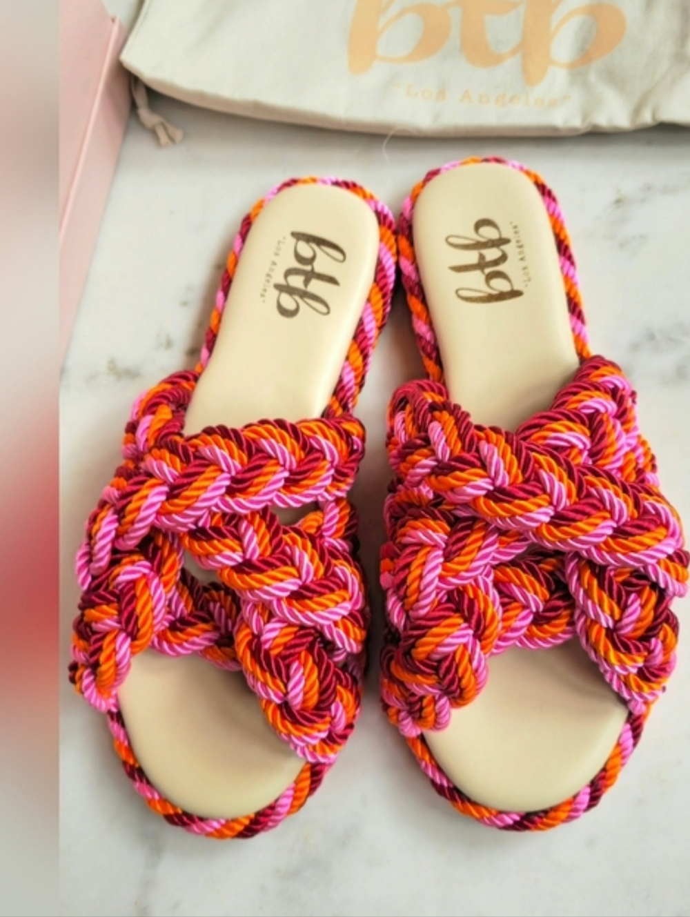 NWT BTB Los Angeles Penelope Sandals In Punch Size 8